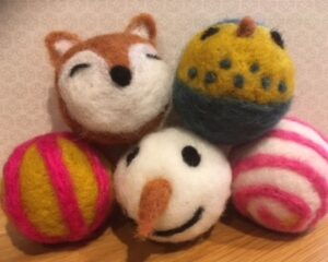 Needle Felting - Make a Christmas Bauble